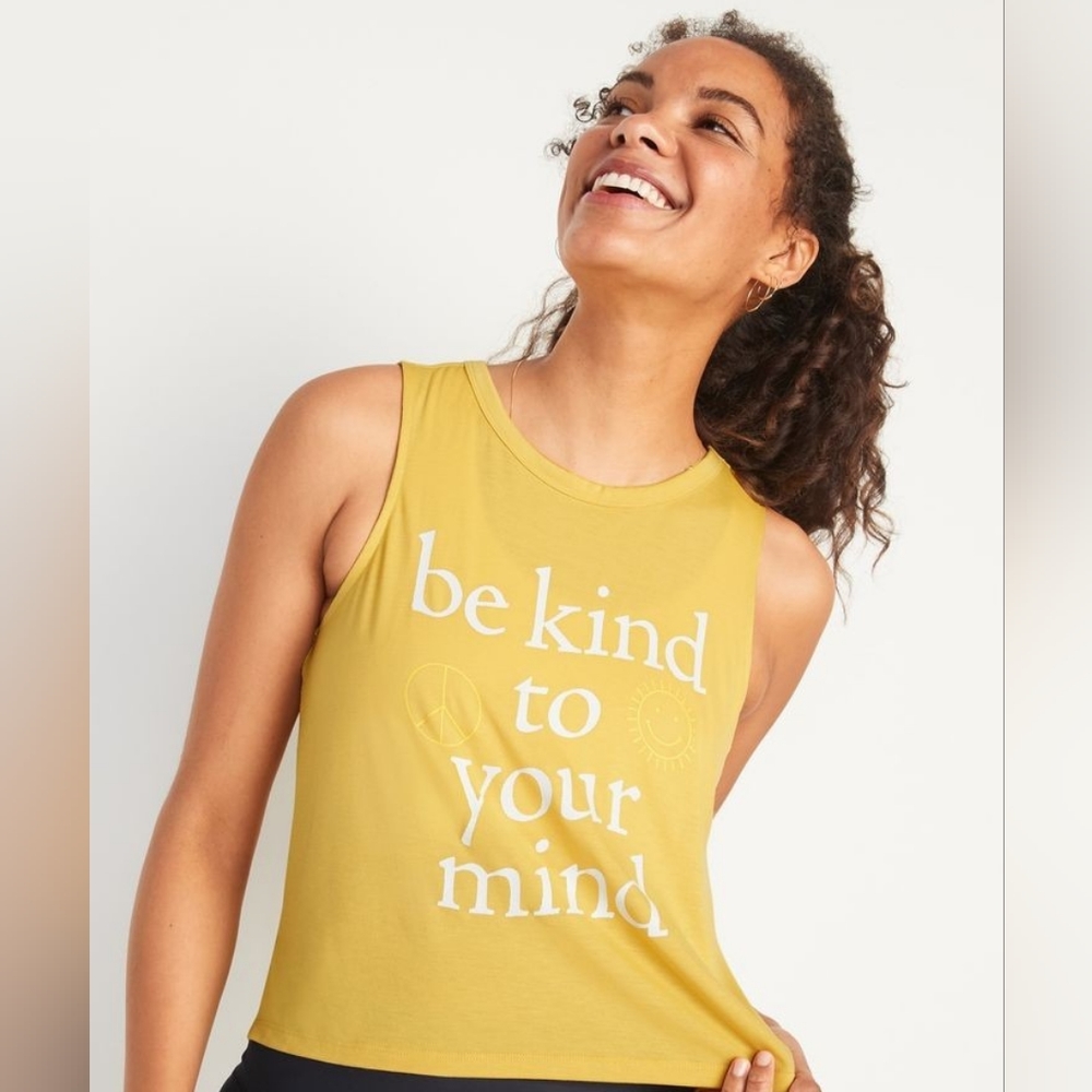 NWOT Yellow Racer Back Tank Top UltraLite Sleeveless Cropped Graphic T-Shirt